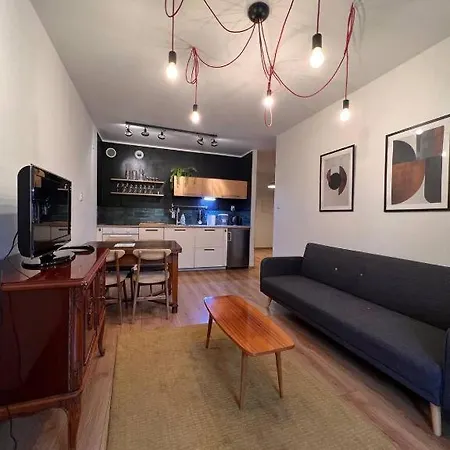 Dmowskiego 13-19 Tectumapart *